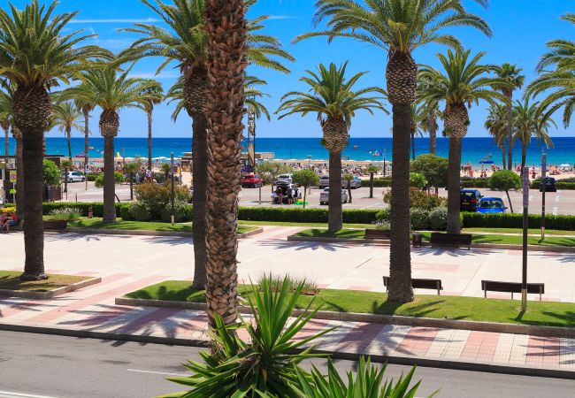 Апартаменты на Salou - S206-132 UHC RODAS FAMILY COMPLEX