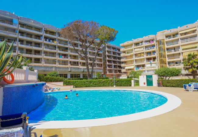 Апартаменты на Salou - S203-273 UHC CATALUNYA 92
