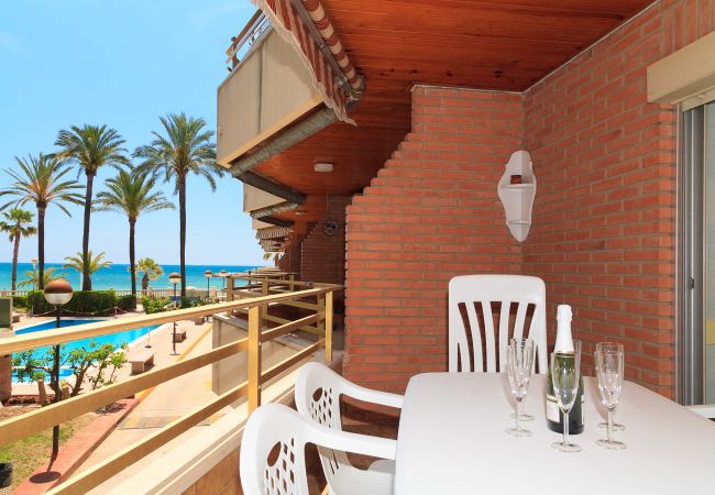  à Cambrils - C206-208 UHC SOL DE ESPAÑA