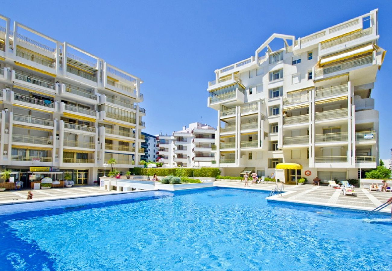 Apartment in Salou - S1D4-UHC UHC NOVELTY APARTMENTS