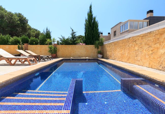 Villa/Dettached house in Miami Playa - M408-261 VILLA IBIZA