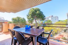 Apartment in Salou - S203-223 UHC CASALMAR APARTMENTS