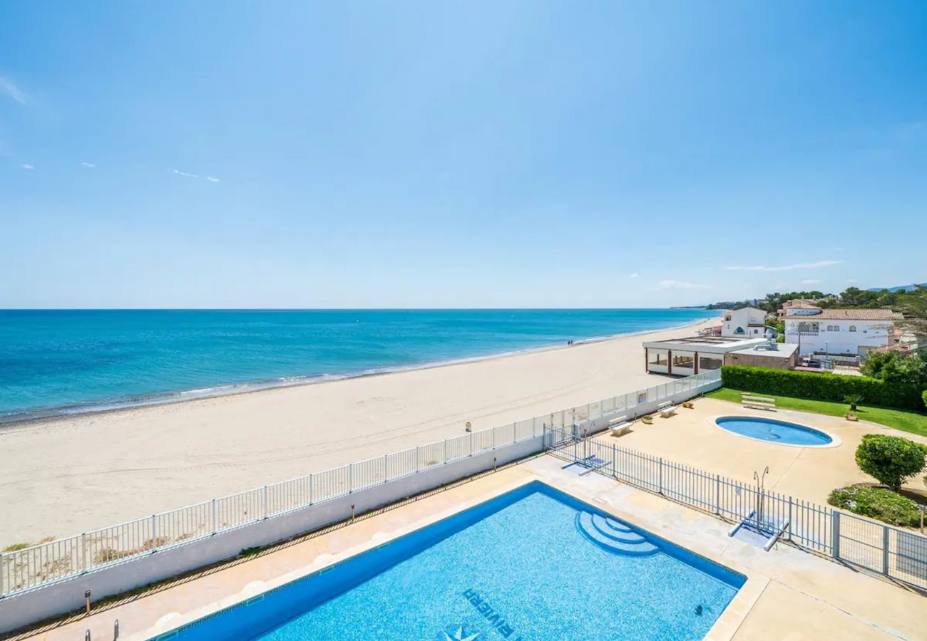 Apartment in Miami Playa - M206-UHC UHC RIVIERA FAMILY APARTMENTS