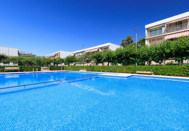 Apartment in Salou - S103-181 UHC GAUDI