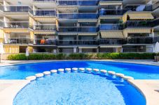 Apartment in Salou - S102-002 UHC MONTBLANC APARTMENT